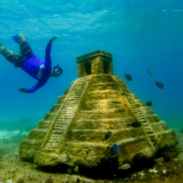 Cozumel el Cielo VIP Tour en Catamarán Todo Incluido - Imagen 15